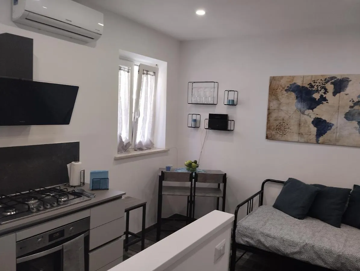 Casa Cesare Apartment Rome 0*,  Italy